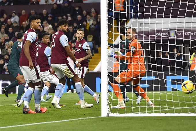 danh bai aston villa liverpool ap sat man utd tren bxh ngoai hang anh hinh 3
