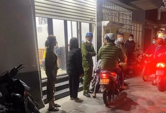 hai phong dung dao sat hai nguoi tinh roi uong thuoc doc tu tu hinh 1
