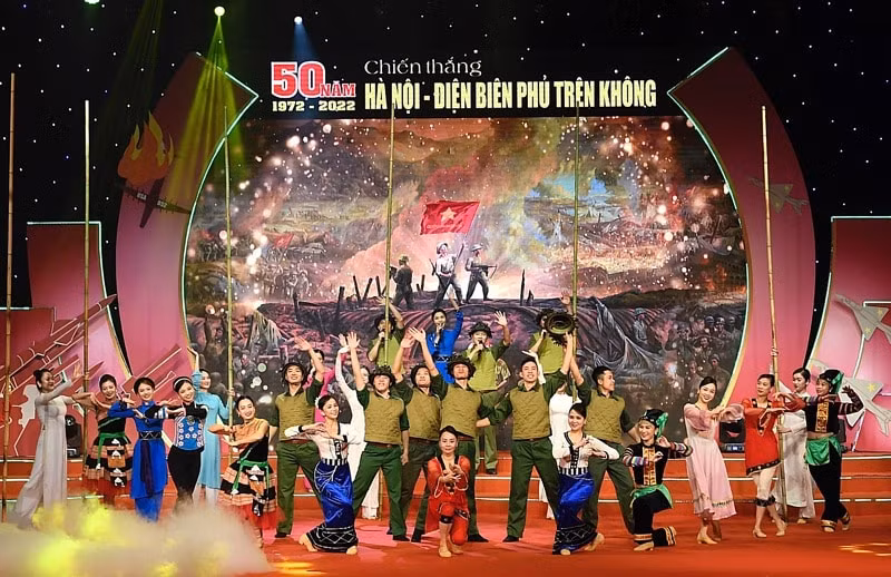 xuc dong chuong trinh nghe thuat vang mai ban hung ca bau troi hinh 3