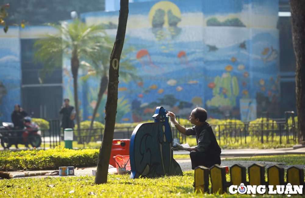 ha noi bat dau go bo rao chan cong vien thong nhat hinh 10