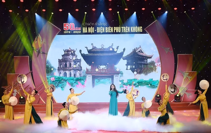 xuc dong chuong trinh nghe thuat vang mai ban hung ca bau troi hinh 2