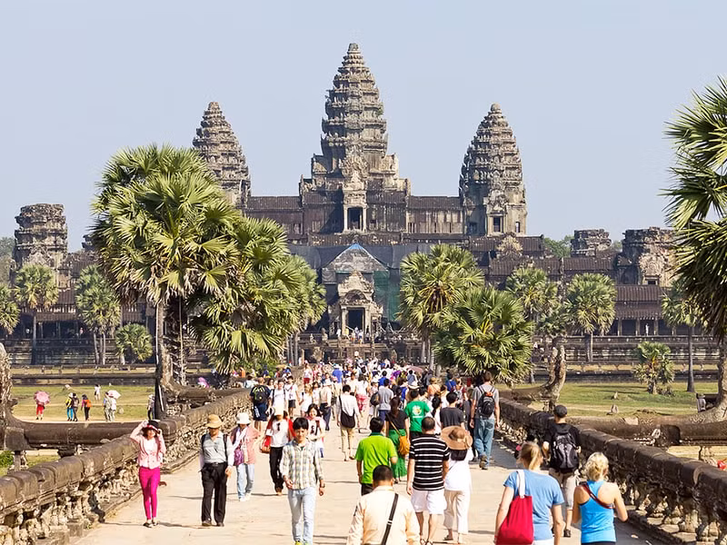 du lich hai chieu giua viet nam va lao campuchia tang manh hinh 1