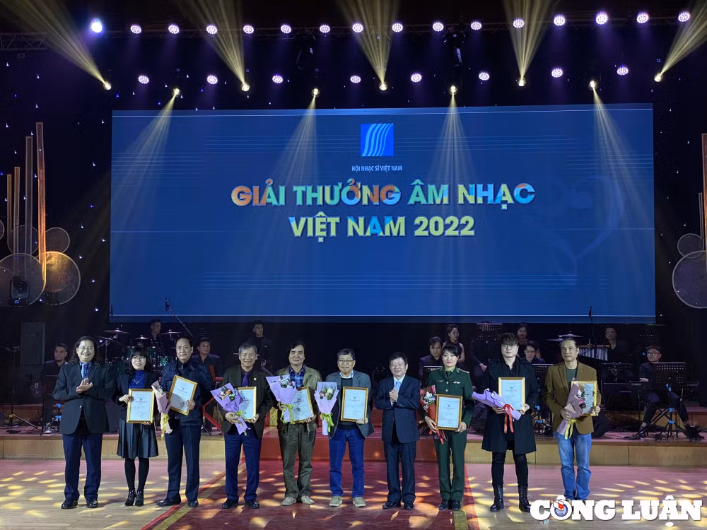 72 tac pham duoc trao giai thuong am nhac hoi nhac si viet nam nam 2022 hinh 4