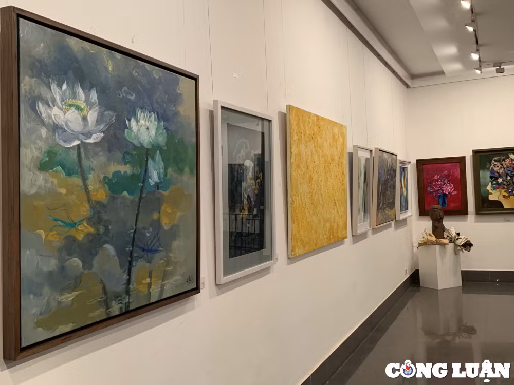 28 hoa si van nghe si mo trien lam meo du xuan chao don nam moi 2023 hinh 11