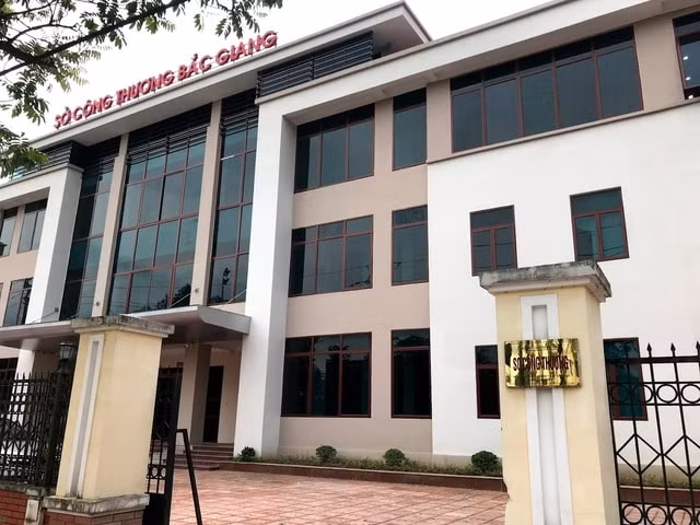 so cong thuong bac giang su dung ngan sach de chi khong dung quy dinh hinh 1