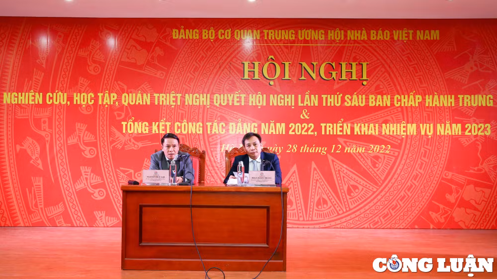 dang uy co quan tu hoi nha bao viet namtiep tuc doi moi toan dien nang cao chat luong cong tac xay dung dang hinh 2