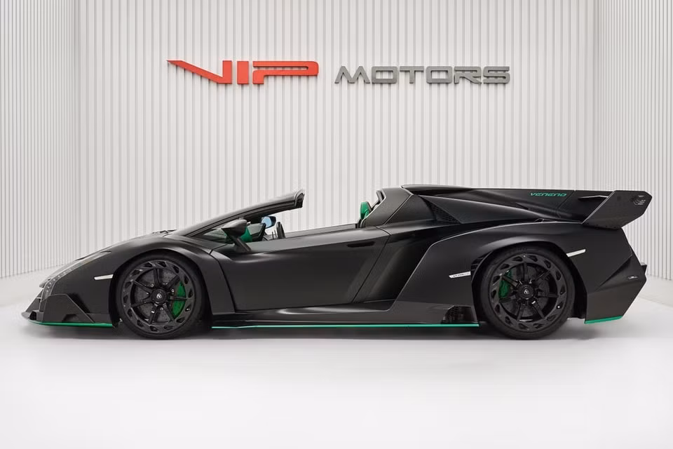 lamborghini veneno roadster co gia gan 10 trieu usd hinh 14