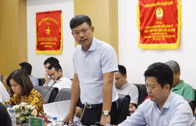 Đồng chí Lê Cự Tân báo cáo về hoạt động của PVFCCo