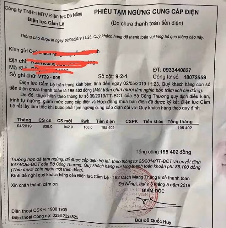 Vì số điện tăng đột biến, không được giải thích rõ, khách hàng đã không đóng tiền và đã bị tạm ngừng cung cấp điện (Ảnh Minh Lương)