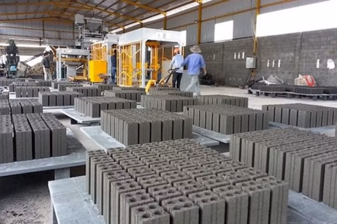 Hiện nay ngành vật liệu xây dựng mới vẫn còn nhiều rào cản. Ảnh: TL