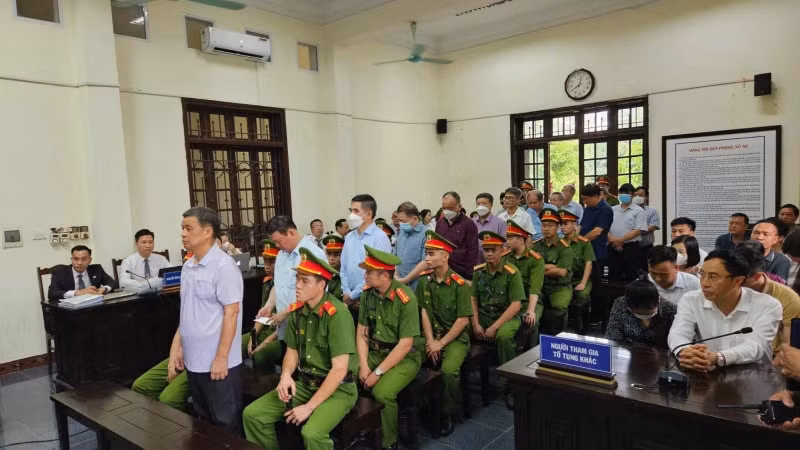 cuu bi thu tinh uy lao cai nguyen van vinh va dong pham hau toa hinh 1