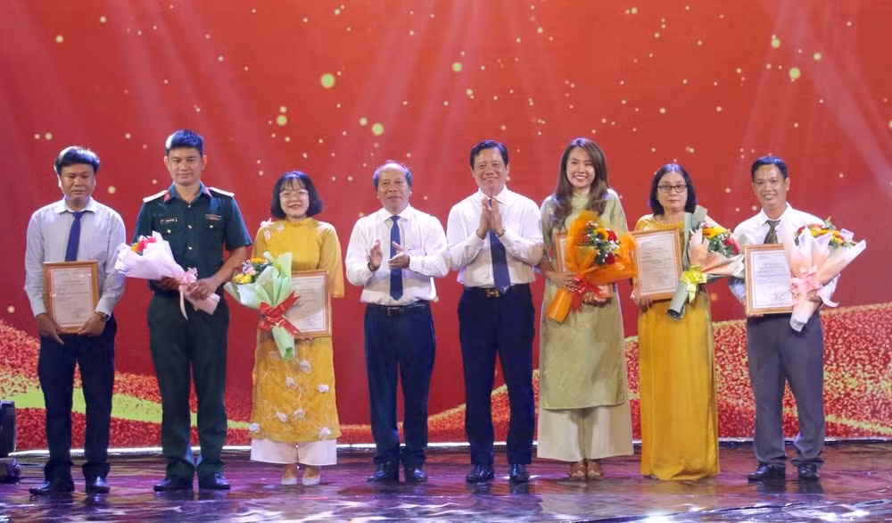 hoi nha bao tinh long an to chuc giai bao chi tinh long an nam 2024 hinh 1