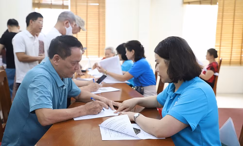 quan thanh xuan ha noi no luc phuc vu lay su hai long cua nguoi dan lam thuoc do hieu qua hinh 4
