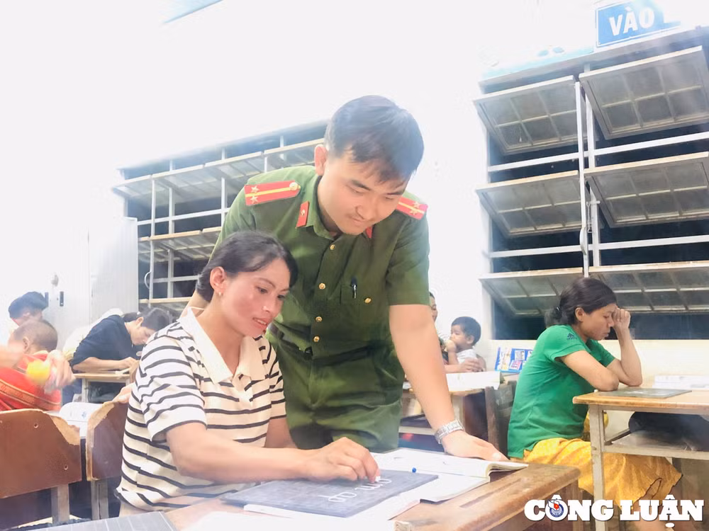 gia lai trung uy cong an miet mai gieo chu noi xa ngheo hinh 2