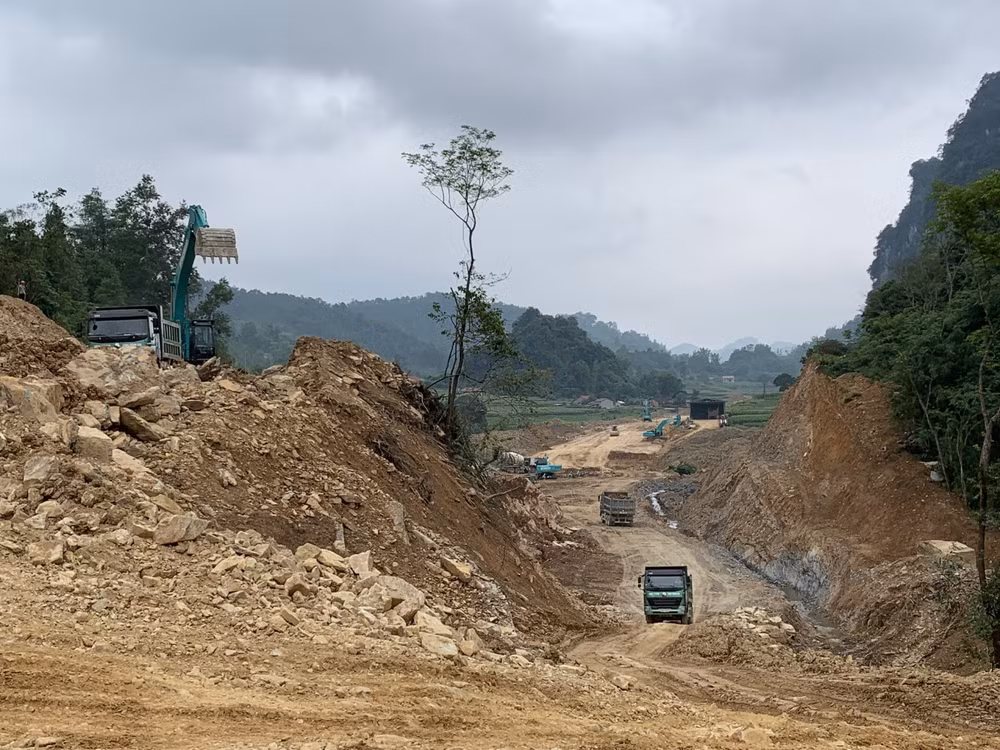 can tang toc giai phong mat bang cao toc dong dang tra linh doan qua lang son hinh 3