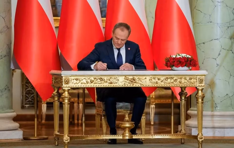 chinh phu moi cua ba lan muon tao su doan ket trong nuoc va ung ho ukraine hinh 1