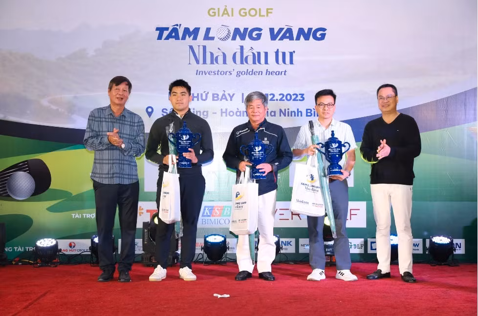 giai golf tam long vang nha dau tu quyen gop duoc 650 trieu dong cho cac hoat dong tu thien hinh 4