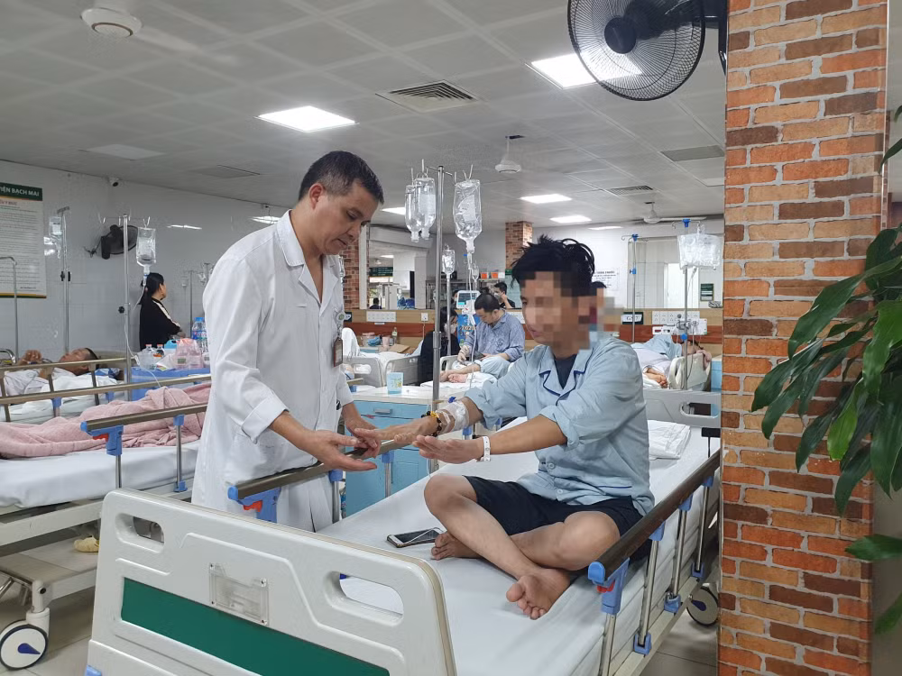 de nghi quoc hoi can khan cap cam san xuat va luu hanh thuoc la dien tu hinh 1