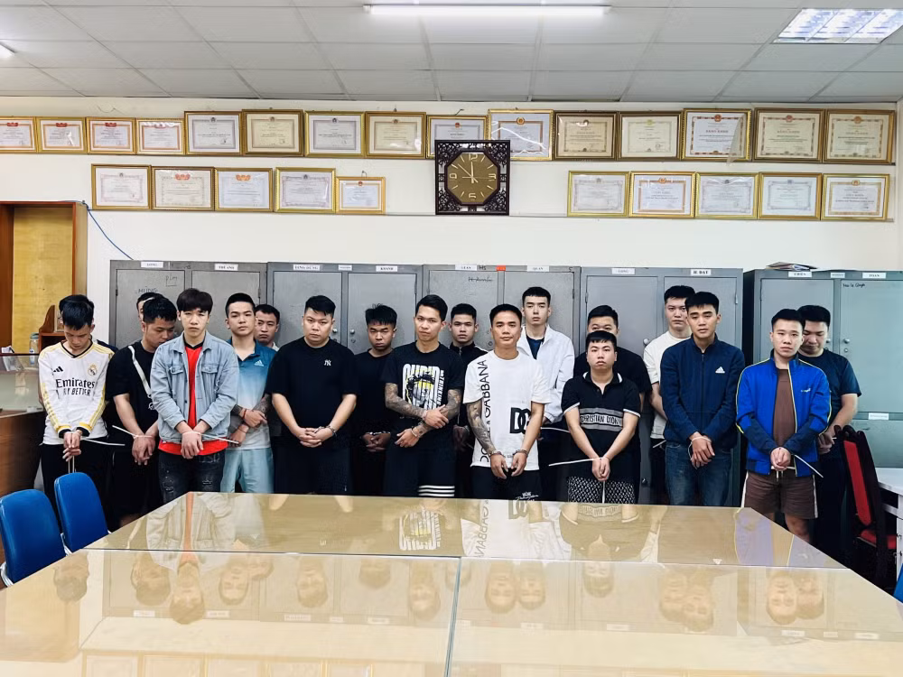 lao cai triet pha duong day cho vay nang lai qua tai khoan icloud dien thoai di dong hinh 2