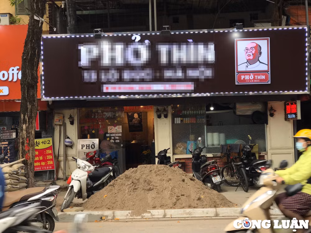 chu kinh doanh o ha noi kho so vi diep khuc dao xoi lat via he dip cuoi nam hinh 1