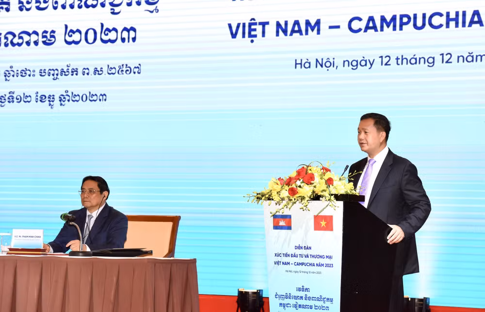thu tuong pham minh chinh va thu tuong campuchia hun manet du dien dan xuc tien dau tu va thuong mai viet nam campuchia hinh 2