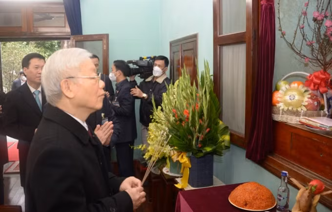 tong bi thu nguyen phu trong dang huong thanh kinh tuong nho chu tich ho chi minh hinh 1