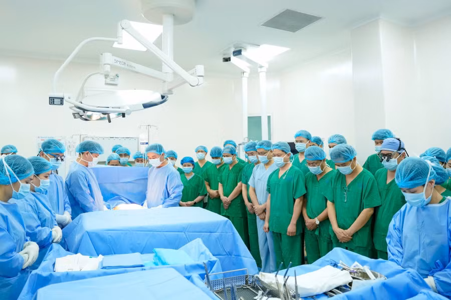Trẻ em hiến tế bào gốc cứu anh chị em ruột: Tuyệt đối không đồng nghĩa với lấy gan, thận