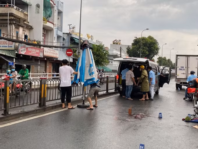 tp hcm gap tai nan ngay ngay phu nu viet nam nguoi phu nu tu vong tai cho hinh 2