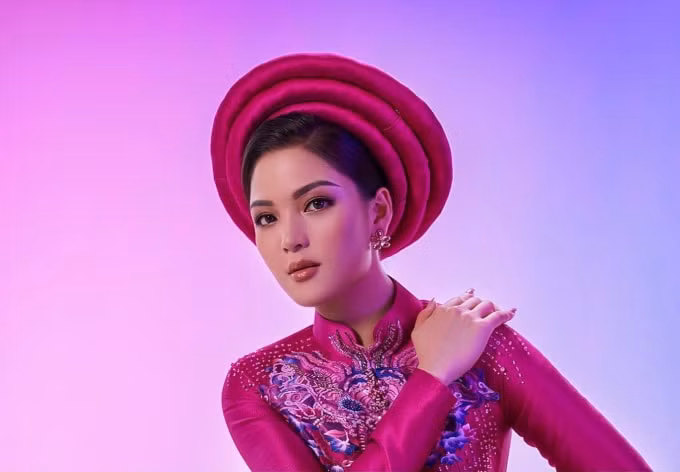 dai dien viet nam dua ao dai viet tham du miss earth 2021 hinh 1