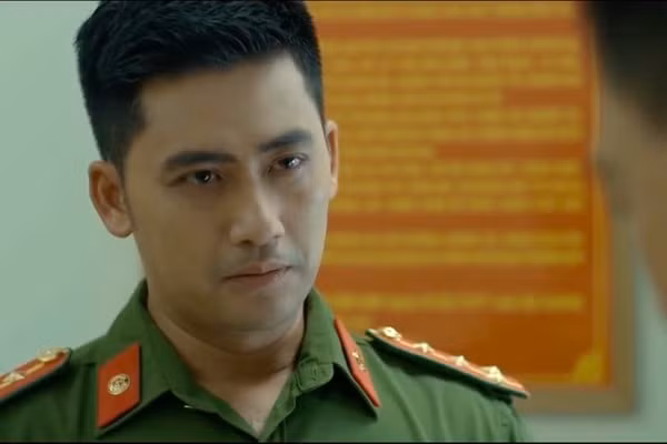 dien vien bao anh chuyen ve chang chien si cong an dep trai nhat man anh viet hinh 2