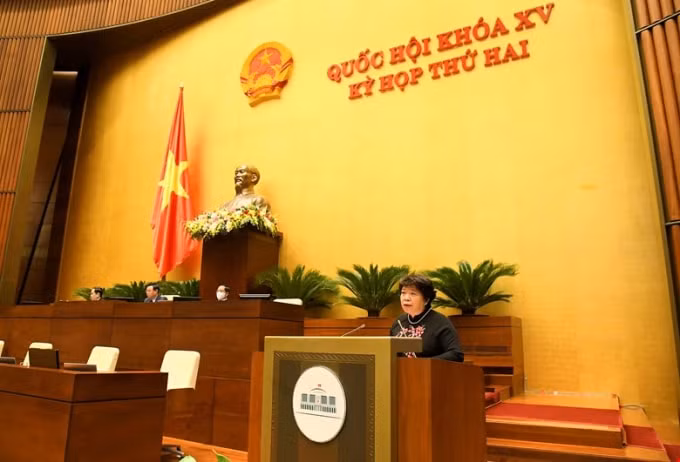 sua doi luat de the che hoa cac quan diem chi dao cua dang ve cong tac thi dua khen thuong hinh 1