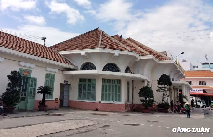 ngam nha ga doc dao nhat viet nam truoc khi nhuong dat cho du an cao tang hinh 11