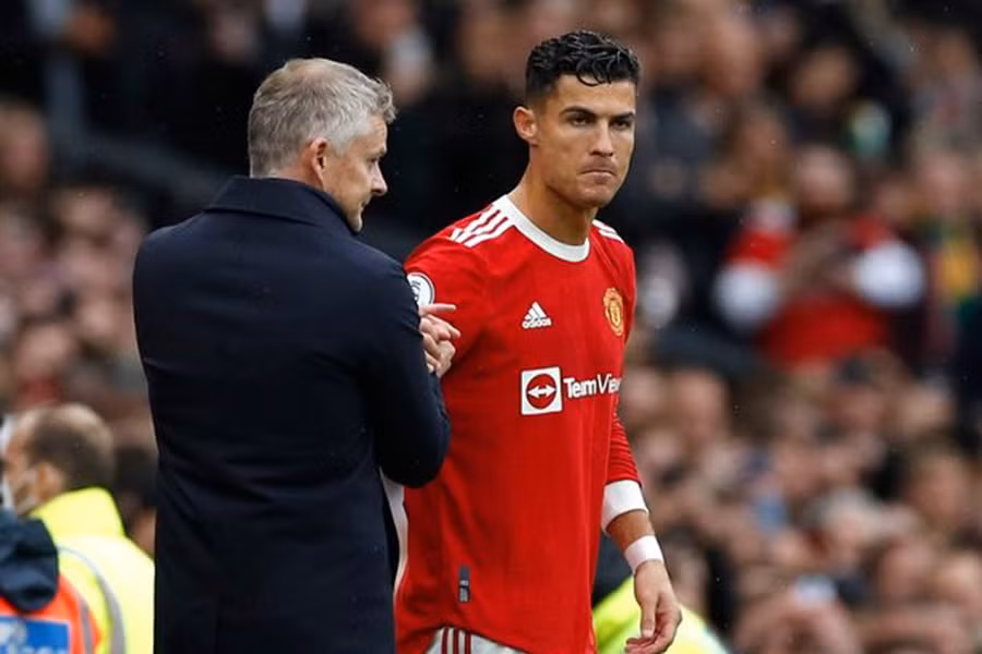 noi bo mu se ra sao khi hlv solskjaer van duoc trao co hoi hinh 1