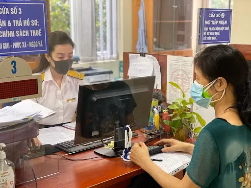 nganh thue cat giam mot loat nhan su tinh gon lai bo may hinh 1