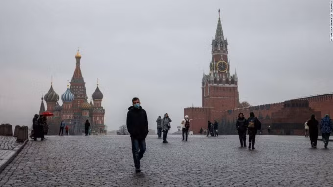 moscow ap dat cac han che covid moi khi so ca tu vong cao ky luc hinh 1