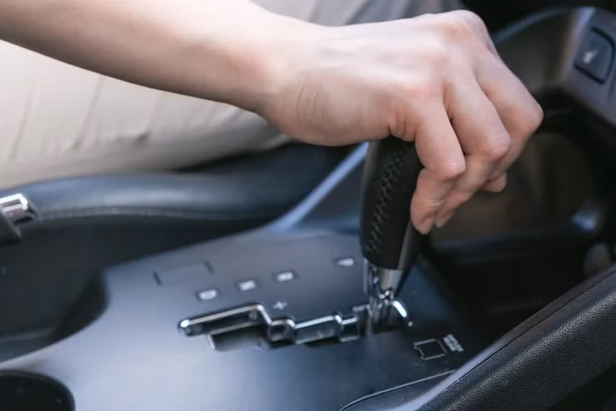 Cách nhận biết ô tô của bạn dùng hộp số 6 cấp hay 8 cấp