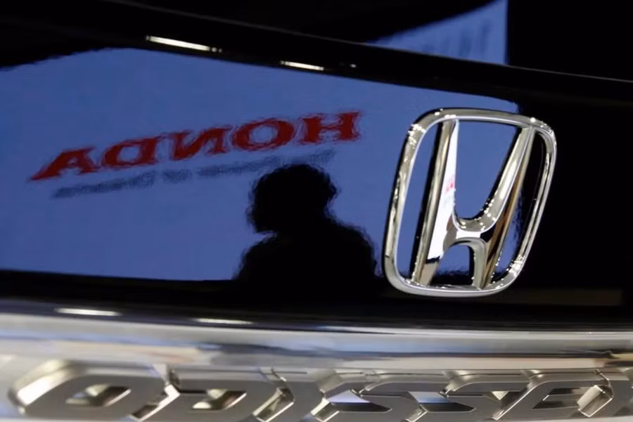 Honda thử nghiệm sạc không dây khi xe tải điện đang di chuyển trên đường cao tốc