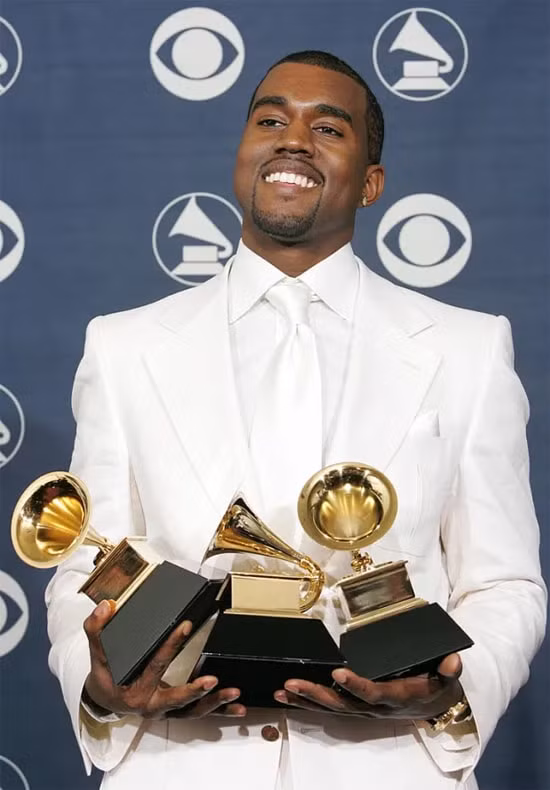 Kanye West chiến thắng 21 giải Grammy trong sự nghiệp.