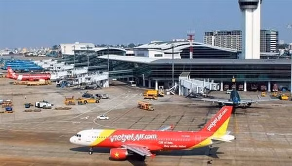 Tốc độ tăng trưởng vận tải hành khách, hàng hóa tại sân bay Nội Bài đã vượt xa dự báo của quy hoạch được Thủ tướng phê duyệt năm 2008
