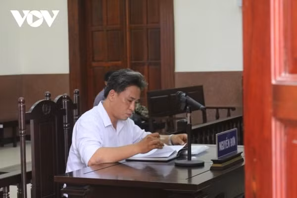Ông Quách Duy tại phiên tòa phúc thẩm. Ảnh: VOV