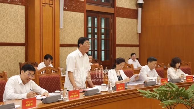 Ông Bùi Văn Hải - Bí thư Tỉnh uỷ Bắc Giang phát biểu tại buổi làm việc. Ảnh: Báo Bắc Giang