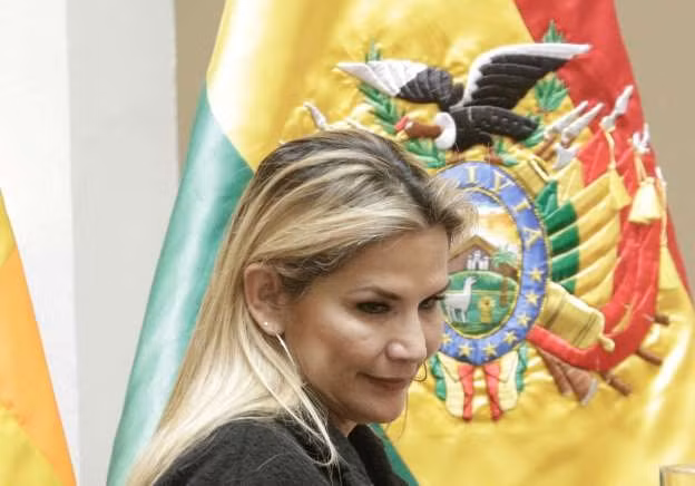 Tổng thống lâm thời của Bolivia, Jeanine Anez. Ảnh: Reuters