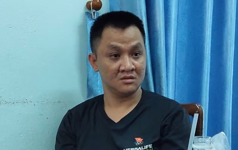 Hình ảnh đối tượng Nguyễn Bá Thiện tại cơ quan điều tra. Ảnh: internet.