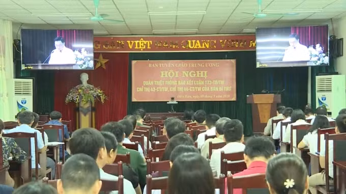 Các đại biểu tham dự tại điểm cầu Điện Biên. Ảnh: TL.