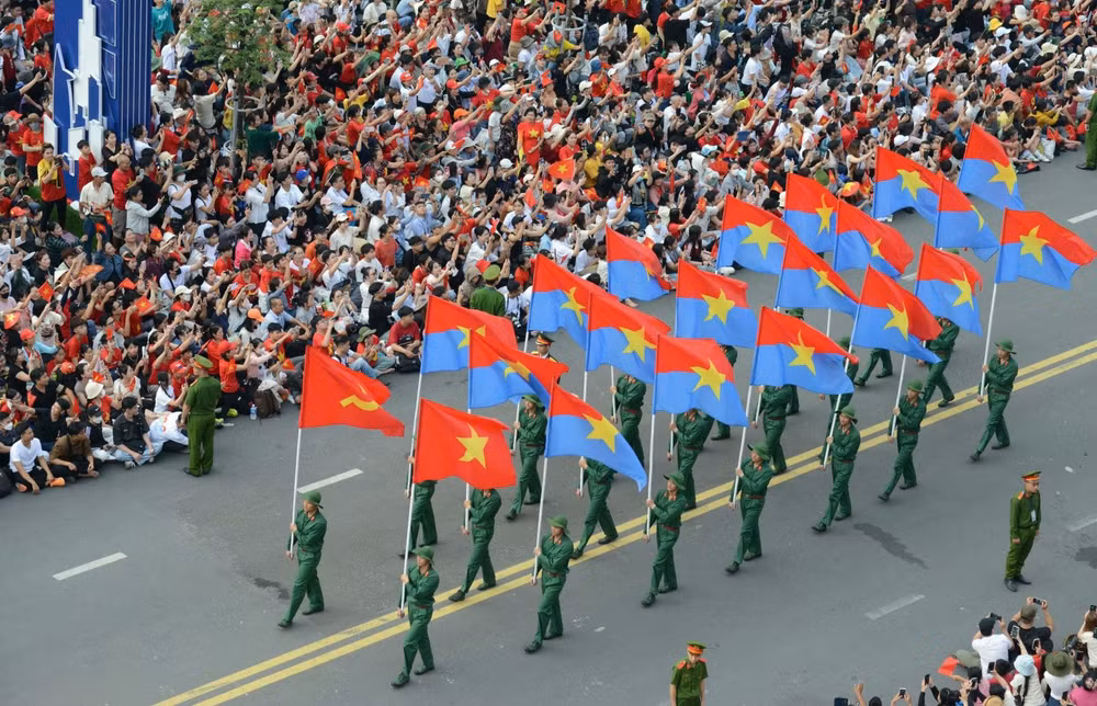 30_4dieubinh110.jpg