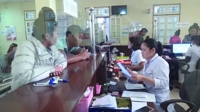 Để đạt mục tiêu BHXH toàn dân như mong muốn, Ngành BHXH phải hoàn thiện bộ máy tổ chức thực hiện chính sách bảo hiểm xã hội, bảo hiểm thất nghiệp.