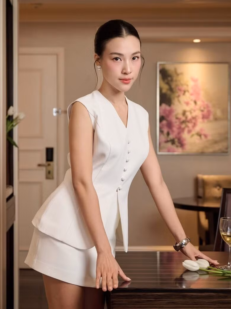 Gia đình Tuấn Hưng thực hiện lễ cầu siêu cho mẹ.
