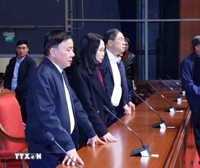 kiem-tra-cong-tac-chuan-bi-dai-hoi-dai-bieu-toan-quoc-lan-thu-xiv-cua-dang3.jpg