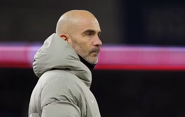 HLV Enzo Maresca bị sa thải sau những kết quả thất vọng trong tháng 12 cùng Chelsea.