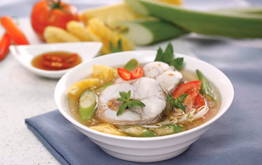 canh-chua-ca-loc-com-ngon-phan-thiet-e1561125510357.jpg